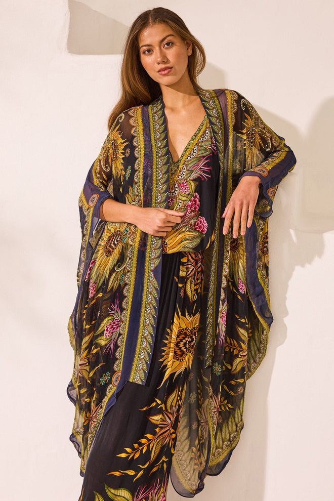 Queen Of Savannah Medium Cape - Czarina