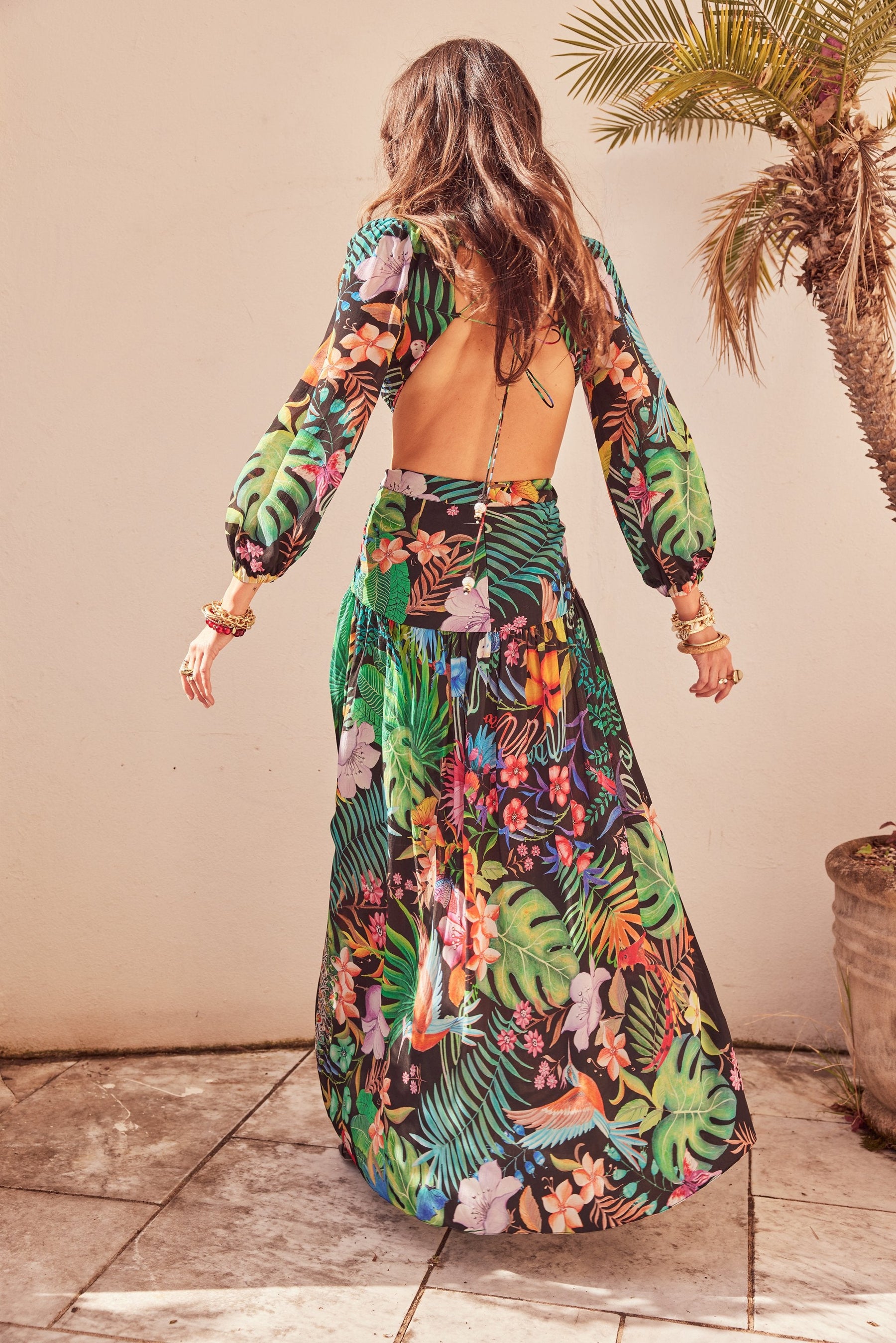 TROPICAL FLORALS OPEN BACK MAXI DRESS