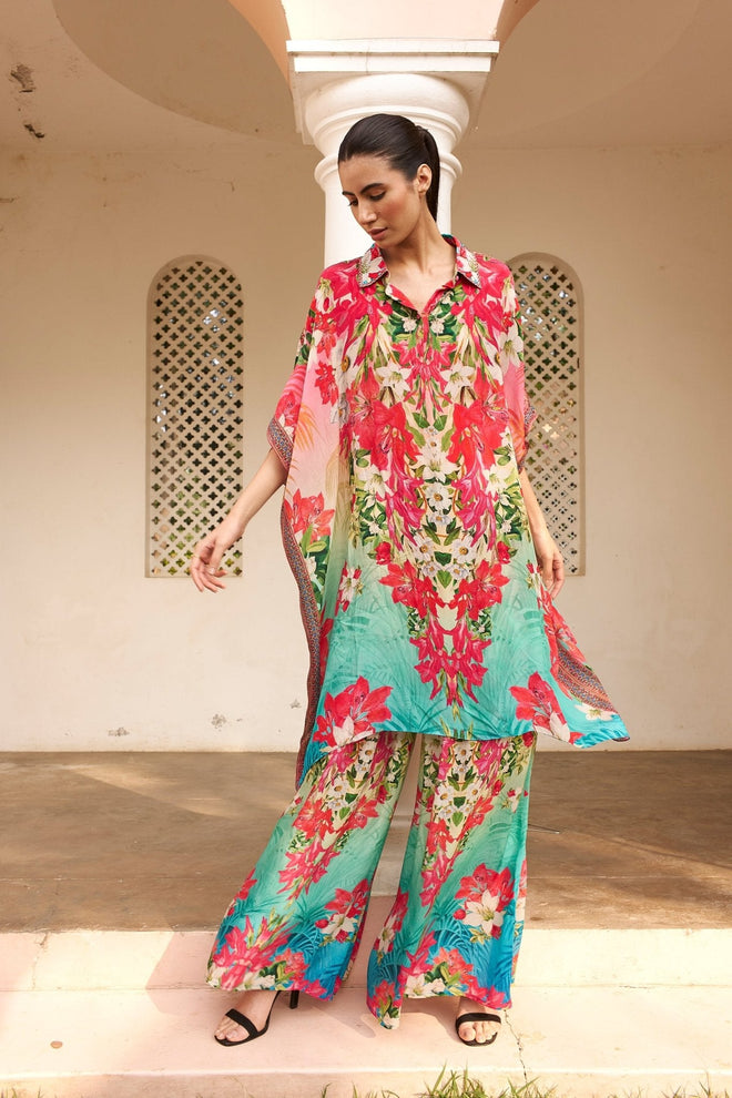 BLUE BLOSSOM MIDI COLLAR KAFTAN - Czarina