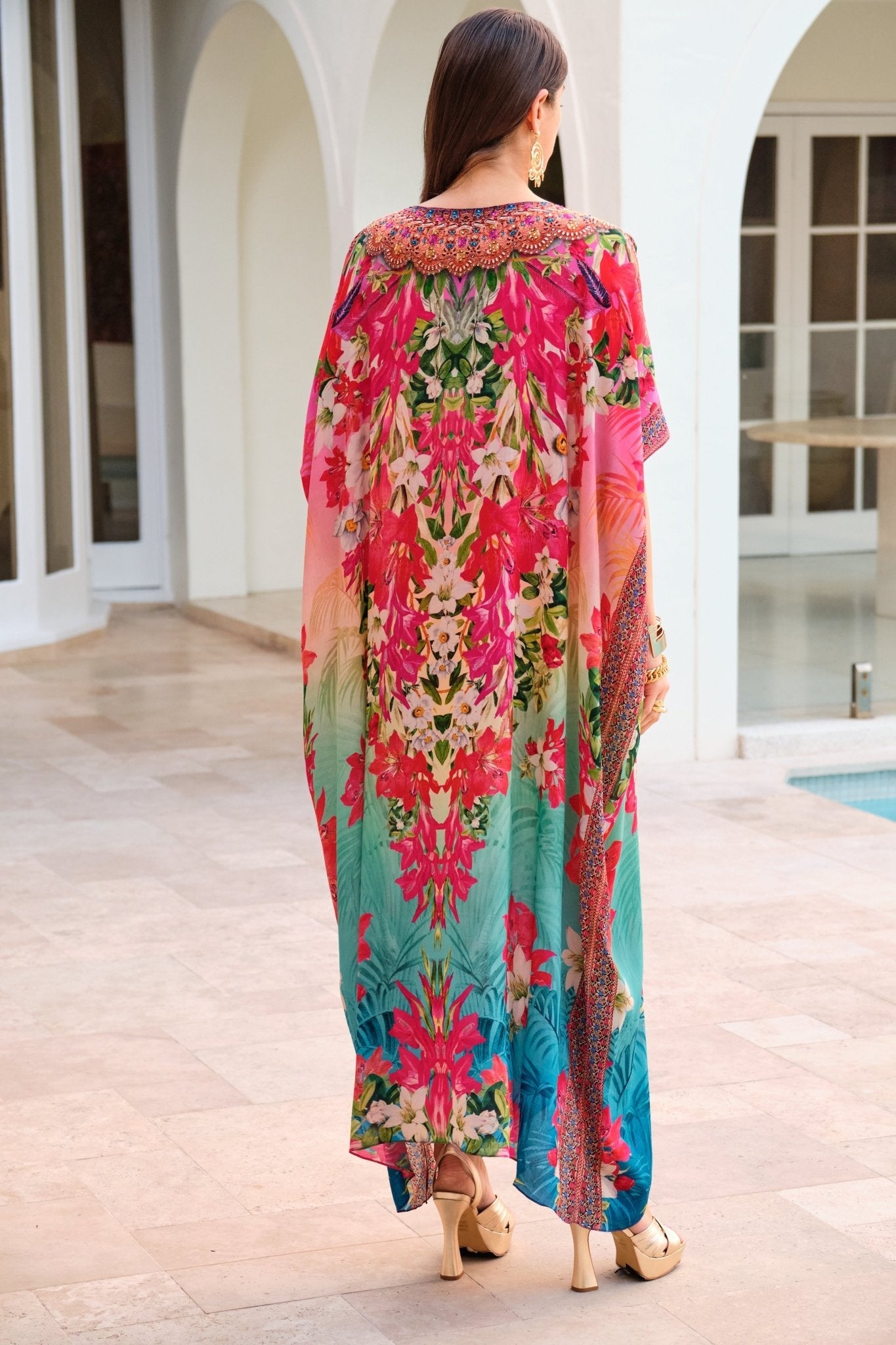 BLUE BLOSSOM ROUND NECK LONG KAFTAN - Czarina