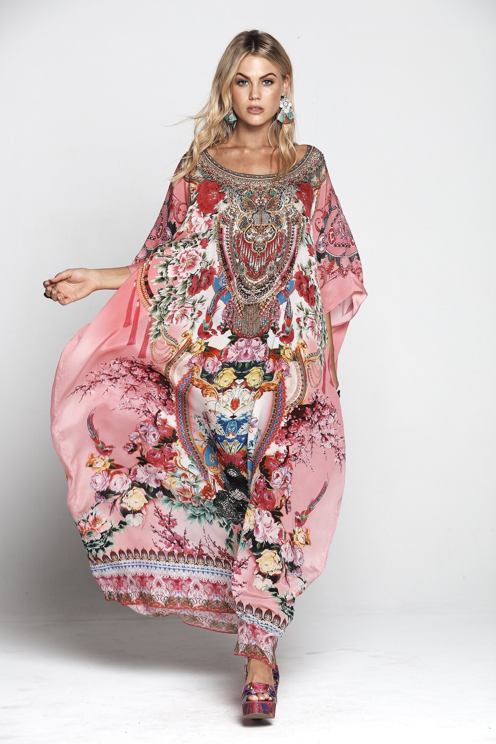 SKY BLUSH ROUND-NECK LONG KAFTAN