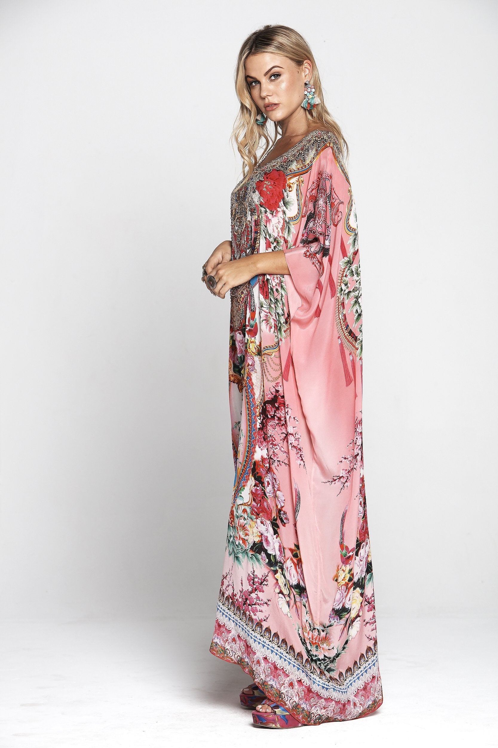 SKY BLUSH ROUND-NECK LONG KAFTAN