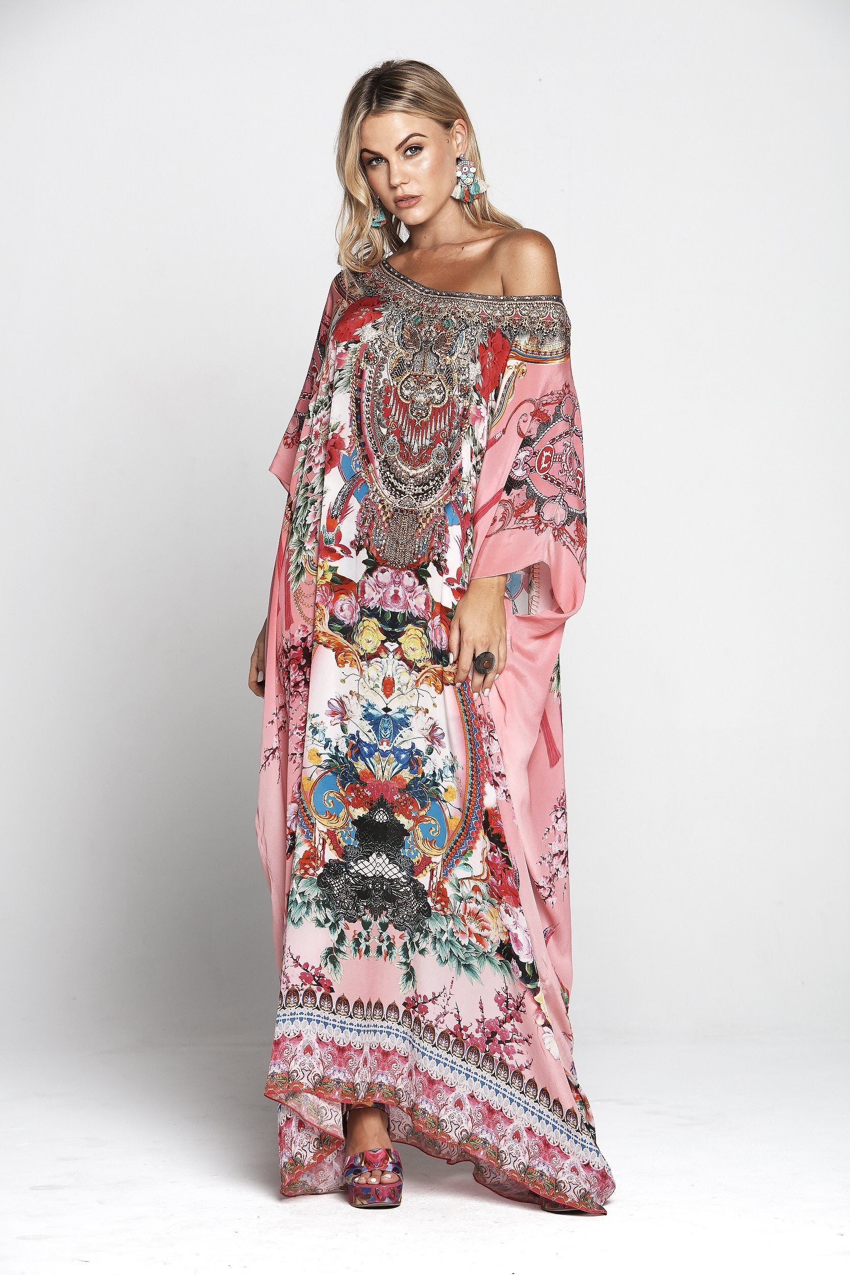 SKY BLUSH ROUND-NECK LONG KAFTAN