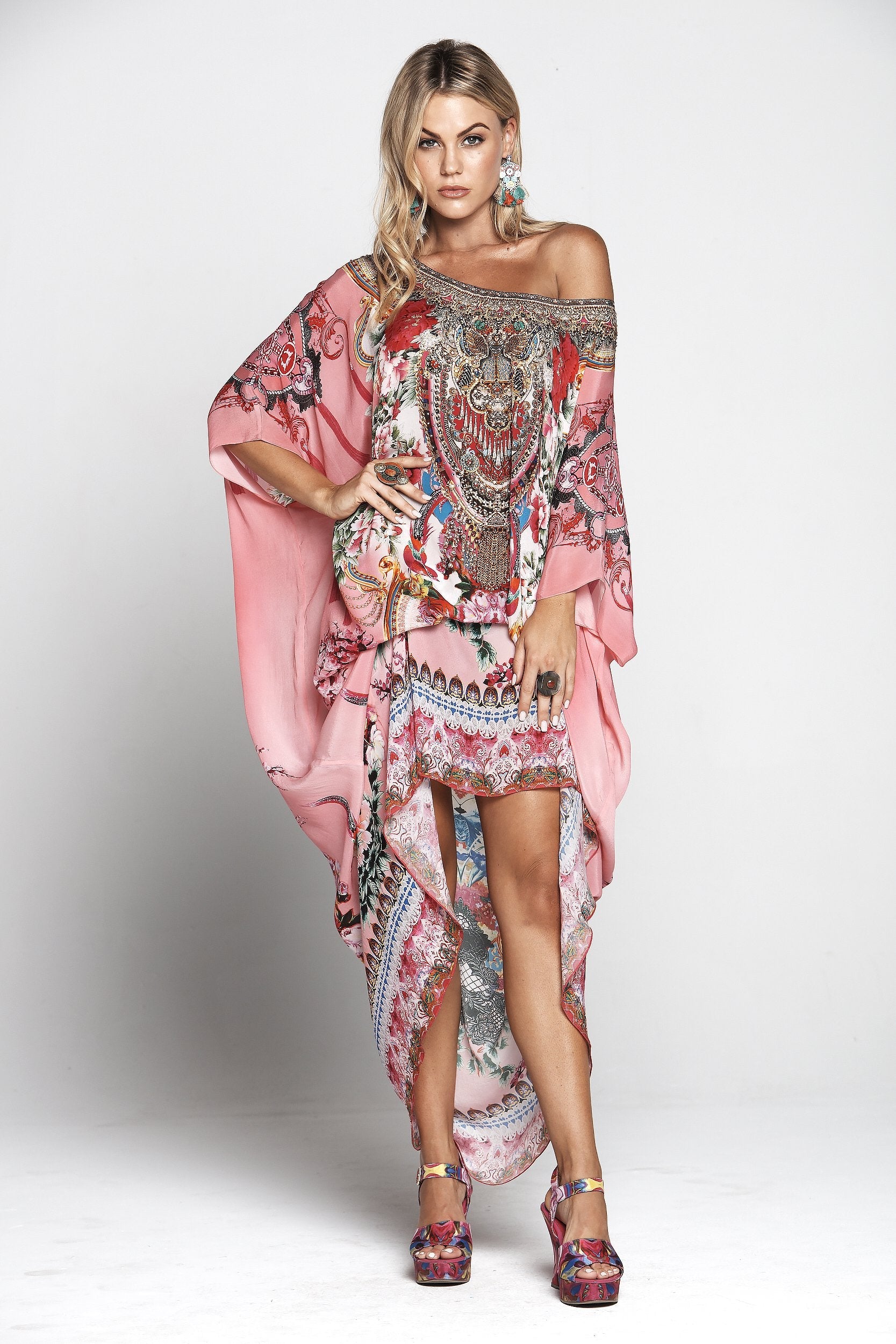 SKY BLUSH ROUND-NECK LONG KAFTAN