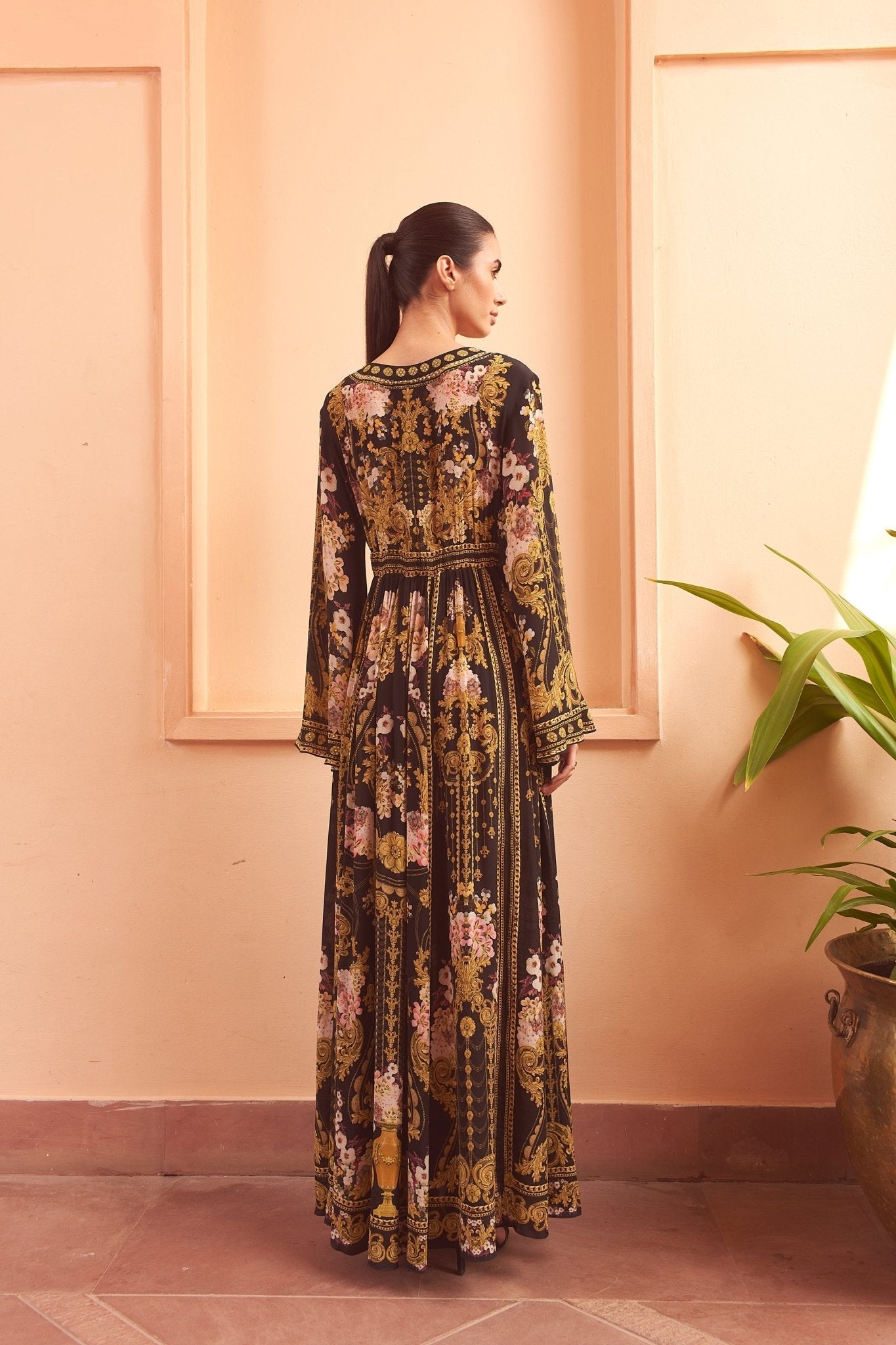 GOLDEN GIRL MAXI DRESS W FLARED SLEEVES - Czarina