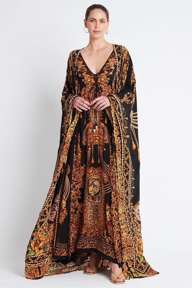 GOLDEN LADY LONG CAPE - Czarina